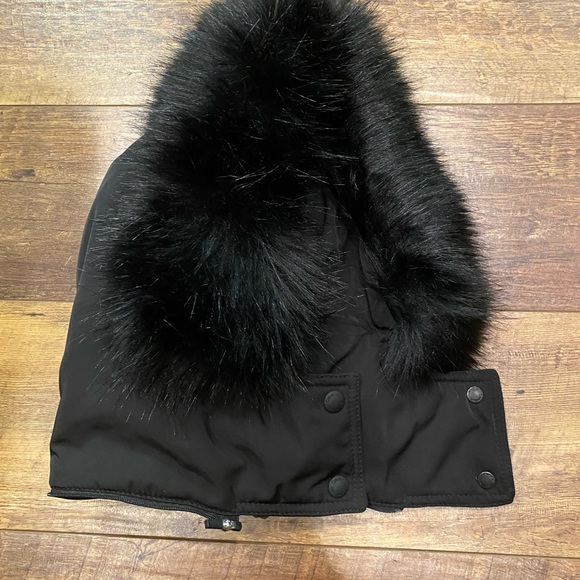 Calvin Klein down jacket - Picture 6 of 6